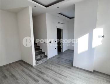 Просторный дуплекс 3+1, общей площадью 152 м2, на 4-м этаже с мансардой, в центре Аланьи-id-6387-фото-5