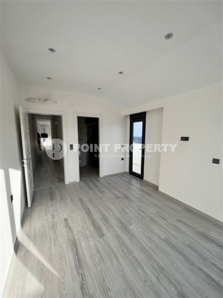 Spacious duplex 3+1, with a total area of 152 m2, on the 4th floor with attic, in the center of Alanya-id-6387-photo-6