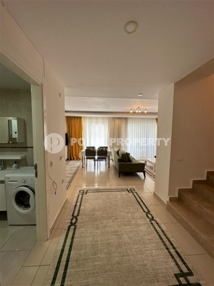 Современная двухуровневая квартира с просторной открытой террасой, на 1-м и 2-м этажах, в центре престижного района Аланьи - Кестель-id-6389-фото-5