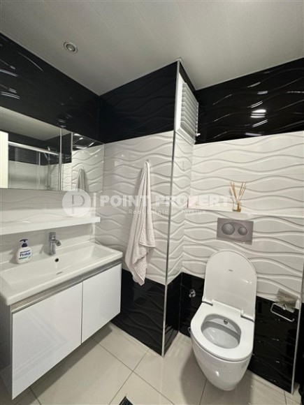 Современная двухуровневая квартира с просторной открытой террасой, на 1-м и 2-м этажах, в центре престижного района Аланьи - Кестель-id-6389-фото-8