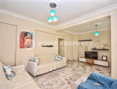 Small furnished apartment with a total area of 65 m2 in the center of the popular area of Alanya - Mahmutlar-id-6393-photo-2