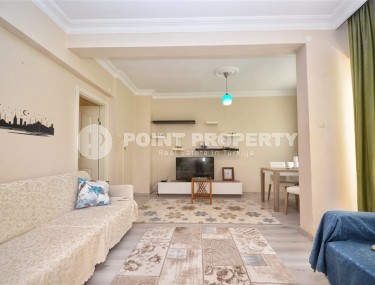 Small furnished apartment with a total area of 65 m2 in the center of the popular area of Alanya - Mahmutlar-id-6393-photo-4