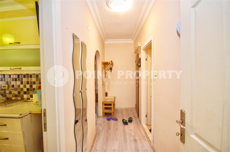 Small furnished apartment with a total area of 65 m2 in the center of the popular area of Alanya - Mahmutlar-id-6393-photo-9