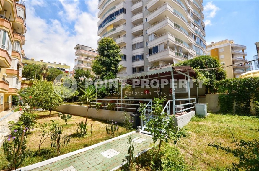 Small furnished apartment with a total area of 65 m2 in the center of the popular area of Alanya - Mahmutlar-id-6393-photo-15