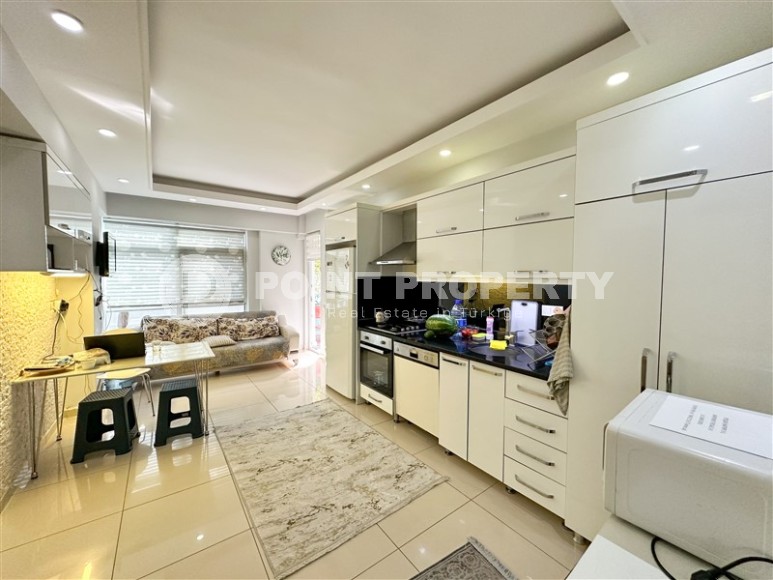 Комфортабельная, готовая к проживанию квартира, на 1-м этаже, в 300 метрах от знаменитого пляжа Клеопатры-id-6394-фото-3