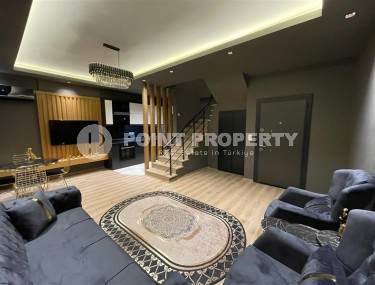 Стильная двухуровневая квартира с дизайнерским ремонтом, на 5-м этаже с мансардой, в живописном, спокойном районе Аланьи - Демирташ-id-6396-фото-3