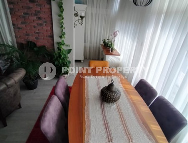 Three-room apartment, 110m², 400m from the sea in an urban house in the center of Alanya-id-1502-photo-5