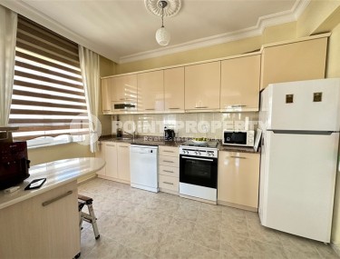 Large apartment with three bedrooms, 50 meters from the beach, in the center of Mahmutlar-id-6399-photo-4