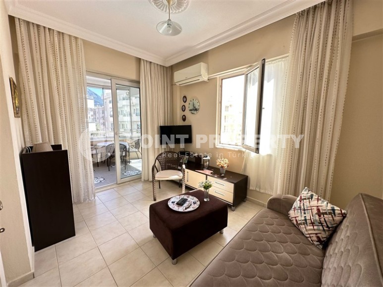 Large apartment with three bedrooms, 50 meters from the beach, in the center of Mahmutlar-id-6399-photo-9