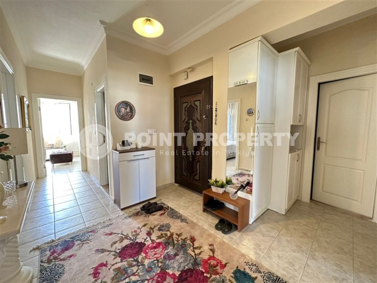 Large apartment with three bedrooms, 50 meters from the beach, in the center of Mahmutlar-id-6399-photo-10