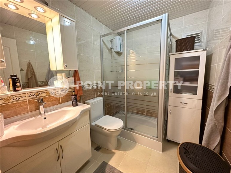 Large apartment with three bedrooms, 50 meters from the beach, in the center of Mahmutlar-id-6399-photo-11