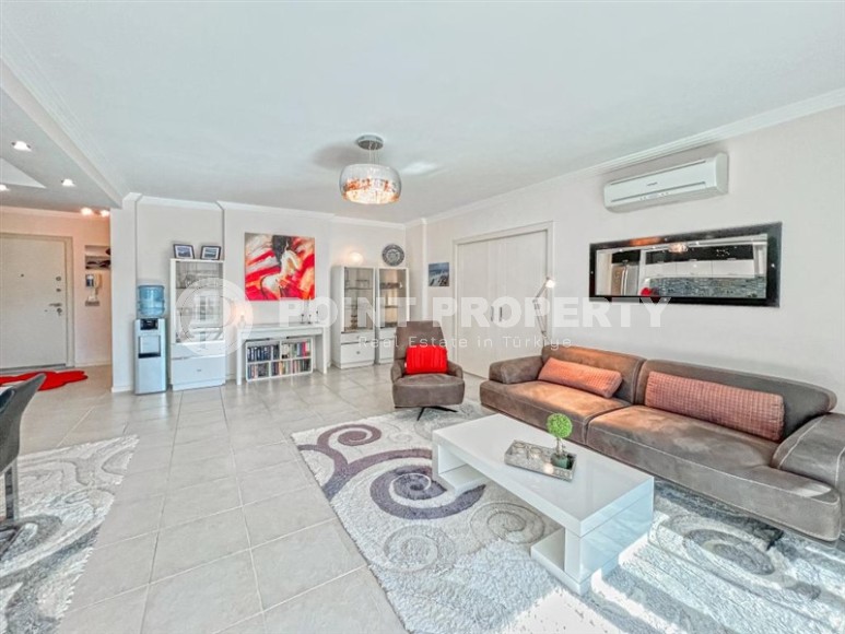 Atmospheric, modern apartment 2+1, with a total area of 130 m2, in the center of the developed area of Alanya - Mahmutlar-id-6400-photo-2