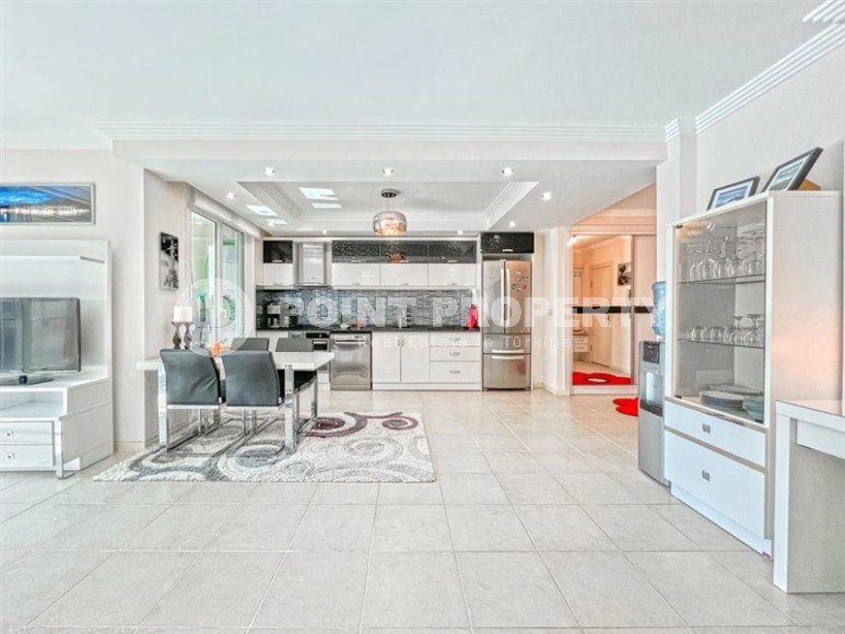 Atmospheric, modern apartment 2+1, with a total area of 130 m2, in the center of the developed area of Alanya - Mahmutlar-id-6400-photo-4