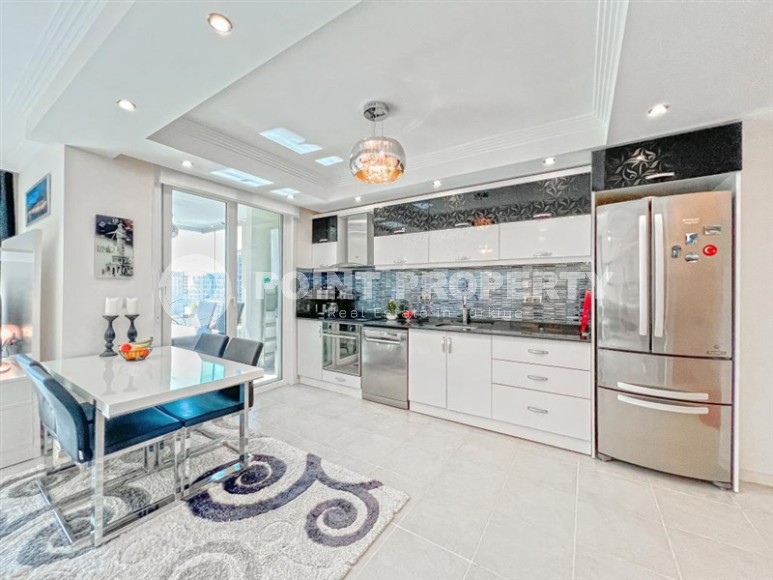 Atmospheric, modern apartment 2+1, with a total area of 130 m2, in the center of the developed area of Alanya - Mahmutlar-id-6400-photo-5