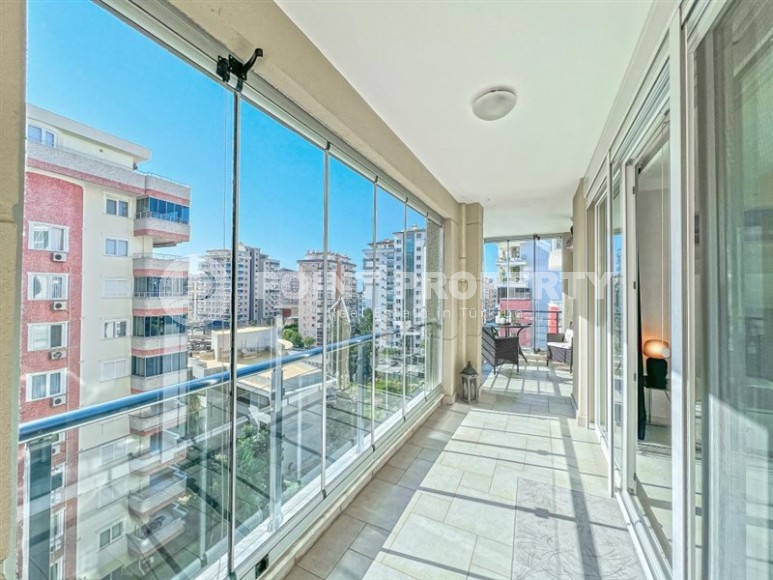 Atmospheric, modern apartment 2+1, with a total area of 130 m2, in the center of the developed area of Alanya - Mahmutlar-id-6400-photo-13