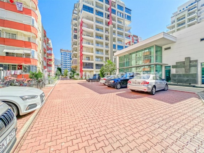 Atmospheric, modern apartment 2+1, with a total area of 130 m2, in the center of the developed area of Alanya - Mahmutlar-id-6400-photo-22