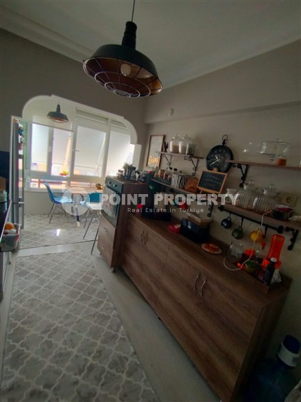 Three-room apartment, 110m², 400m from the sea in an urban house in the center of Alanya-id-1502-photo-12