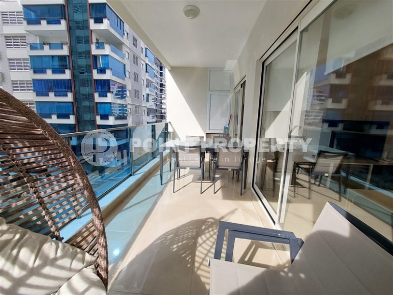 Небольшая квартира с современным дизайном, на 2-м этаже в ультрасовременном жилом комплексе, с богатой внутренней инфраструктурой-id-6403-фото-8