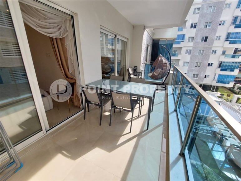 Небольшая квартира с современным дизайном, на 2-м этаже в ультрасовременном жилом комплексе, с богатой внутренней инфраструктурой-id-6403-фото-9