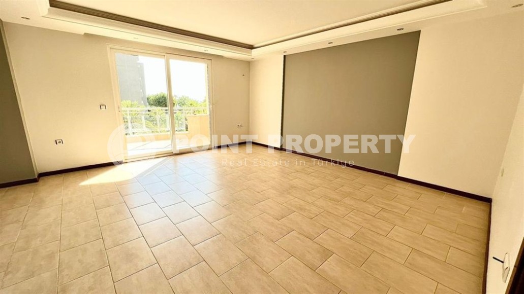 Квартира с чистовой отделкой, на 2-м этаже в доме 2009 года постройки, в центре района Махмутлар-id-6404-фото-5