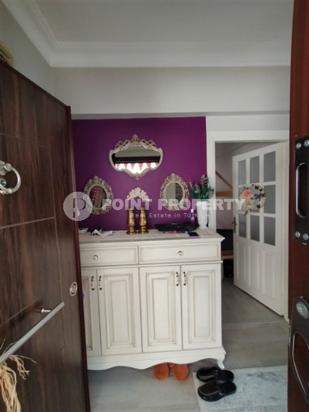 Three-room apartment, 110m², 400m from the sea in an urban house in the center of Alanya-id-1502-photo-22