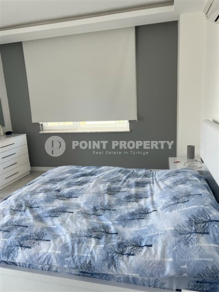 Large two-level apartment 2+1, with a total area of 150 m2, on the 5th floor with an attic, in the center of Mahmutlar district-id-6406-photo-5
