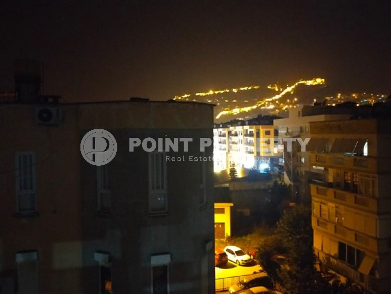 Three-room apartment, 110m², 400m from the sea in an urban house in the center of Alanya-id-1502-photo-23