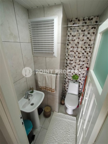 Three-room apartment, 110m², 400m from the sea in an urban house in the center of Alanya-id-1502-photo-29