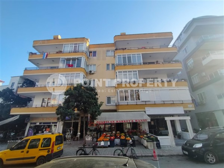 Three-room apartment, 110m², 400m from the sea in an urban house in the center of Alanya-id-1502-photo-30