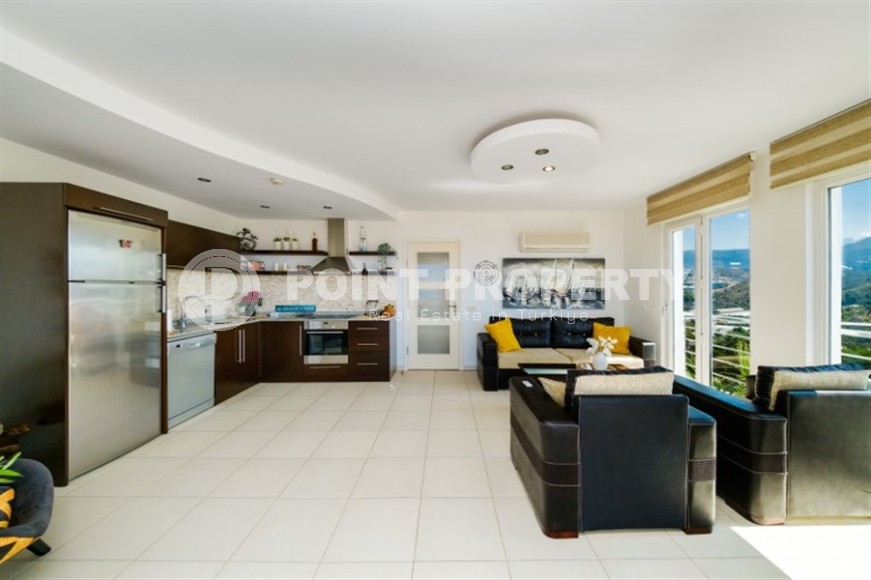 Панорамная двухуровневая квартира с видом на море, в живописном районе Аланьи - Конаклы-id-6412-фото-3