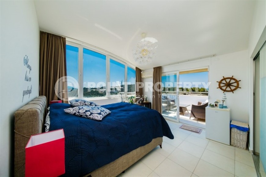 Панорамная двухуровневая квартира с видом на море, в живописном районе Аланьи - Конаклы-id-6412-фото-4