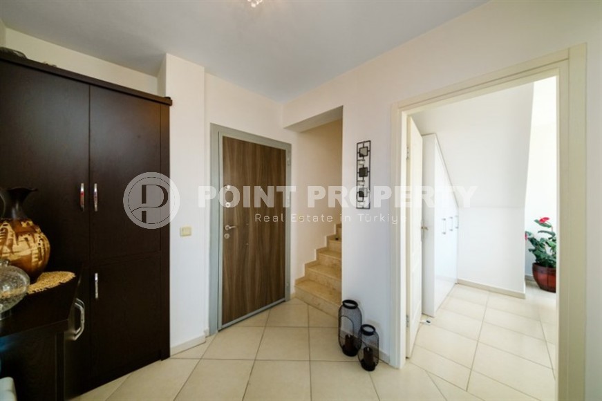 Панорамная двухуровневая квартира с видом на море, в живописном районе Аланьи - Конаклы-id-6412-фото-7