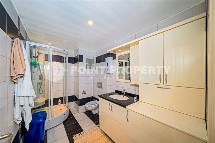 Меблированная квартира с тремя спальными комнатами, в 800 метрах от моря, в районе Тосмур-id-6414-фото-8