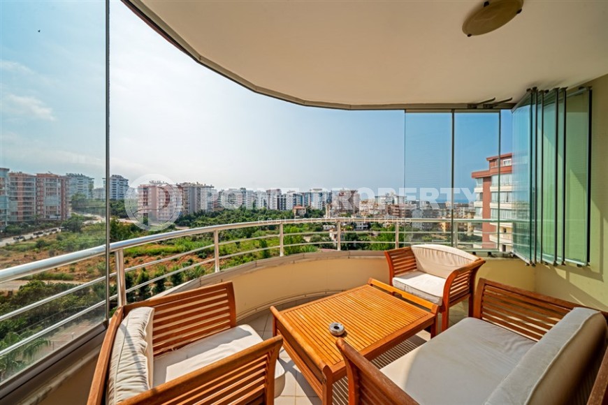 Меблированная квартира с тремя спальными комнатами, в 800 метрах от моря, в районе Тосмур-id-6414-фото-11