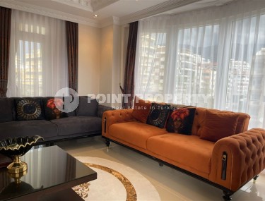 Panoramic apartment overlooking the city and the Taurus Mountains, 50 meters from the sea, in the center of Mahmutlar-id-6415-photo-2