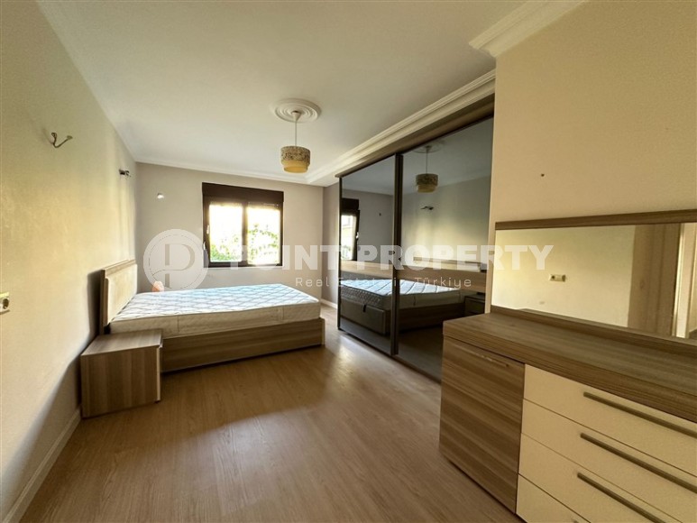 Квартира с отдельной кухней и тремя спальными комнатами, в 1200 метрах от моря-id-6418-фото-7