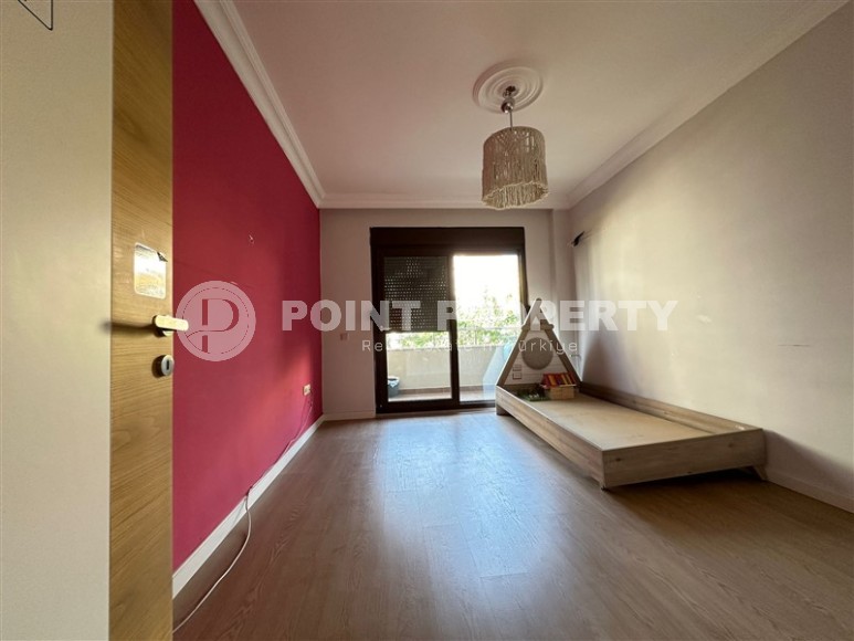 Квартира с отдельной кухней и тремя спальными комнатами, в 1200 метрах от моря-id-6418-фото-8