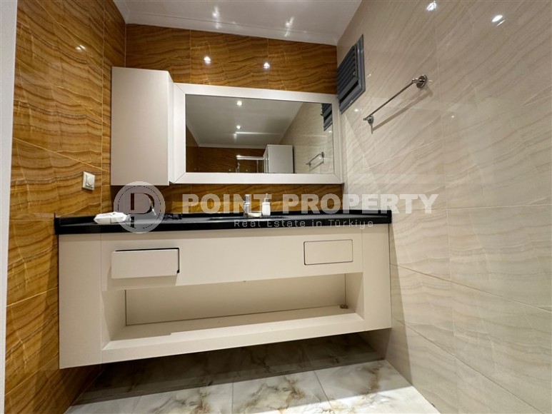 Квартира с отдельной кухней и тремя спальными комнатами, в 1200 метрах от моря-id-6418-фото-11