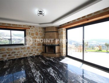 Новая двухэтажная вилла из натурального камня, с бассейном и садом, в 2500 метрах от моря-id-6422-фото-2