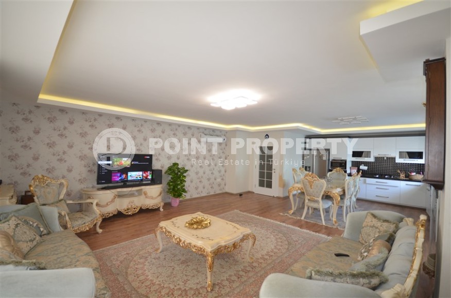 Панорамная квартира на 11-м этаже в жилом комплексе 2013 года постройки, в 500 метрах от моря-id-6423-фото-2