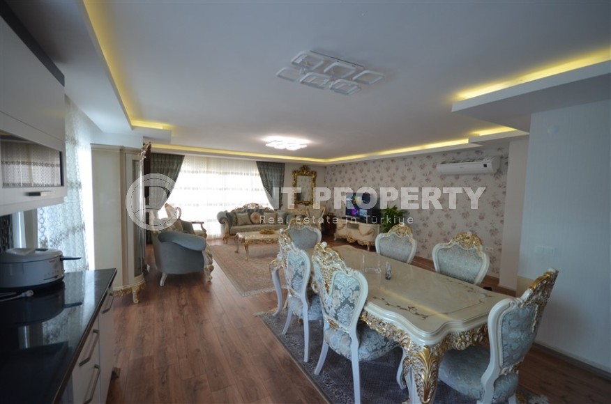 Панорамная квартира на 11-м этаже в жилом комплексе 2013 года постройки, в 500 метрах от моря-id-6423-фото-3