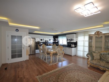 Панорамная квартира на 11-м этаже в жилом комплексе 2013 года постройки, в 500 метрах от моря-id-6423-фото-4