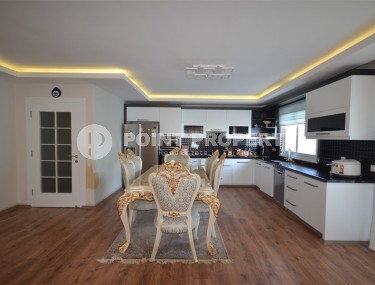 Панорамная квартира на 11-м этаже в жилом комплексе 2013 года постройки, в 500 метрах от моря-id-6423-фото-5