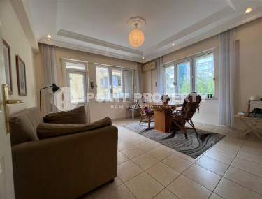 Alanya center: three-room apartment, 100m², in a house with a swimming pool, 600m from the sea-id-1505-photo-4
