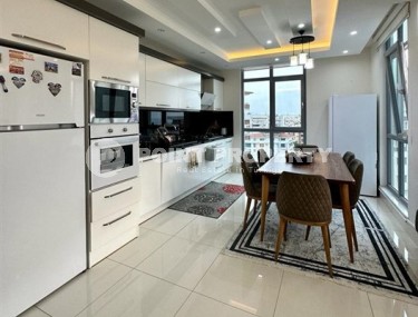 Светлая, просторная квартира 2+1, на площади 120 м2, в современном жилом комплексе, в центре района Тосмур-id-6428-фото-3