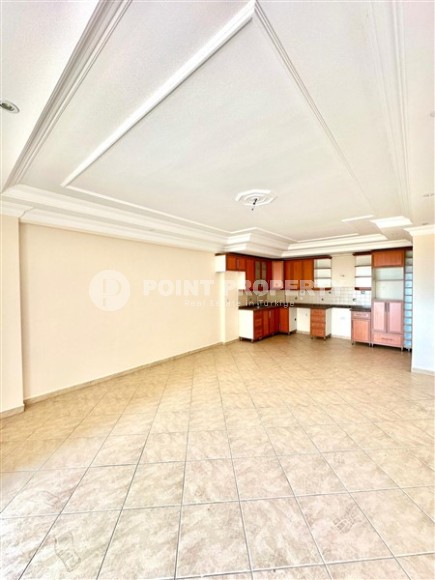 Apartment with sea views, on the 4th floor in a building built in 2010, in the center of Mahmutlar district-id-6431-photo-2