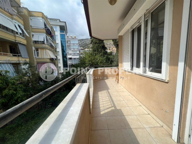 Alanya center: three-room apartment, 100m², in a house with a swimming pool, 600m from the sea-id-1505-photo-19