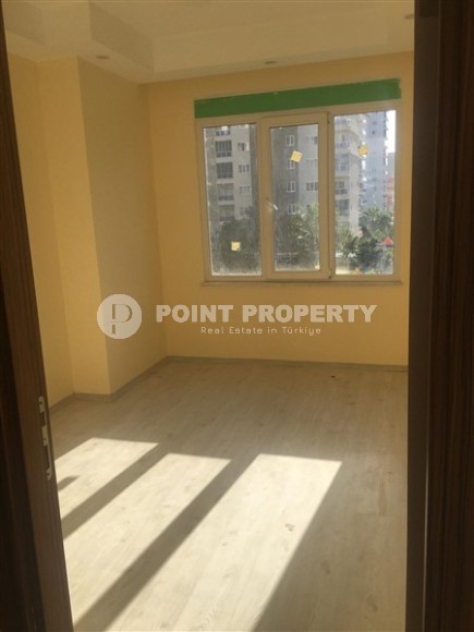 Small apartment with fine finishing, 650 meters from the sea, in the center of Mahmutlar-id-6433-photo-4