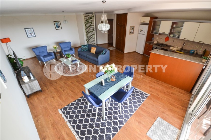 Comfortable 2+1 apartment, on an area of 110 m2, in the center of a quiet, picturesque area of Alanya - Tosmur-id-6435-photo-2