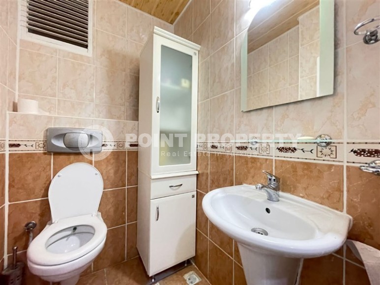 Bright, comfortable apartment 3+1, on an area of 120 m2, in the center of the modern area of Alanya - Mahmutlar-id-6436-photo-9